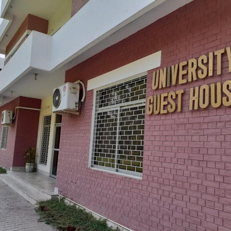 University Guest House, The Islamia University Of Bahawlpur Бахавалпур Екстериор снимка