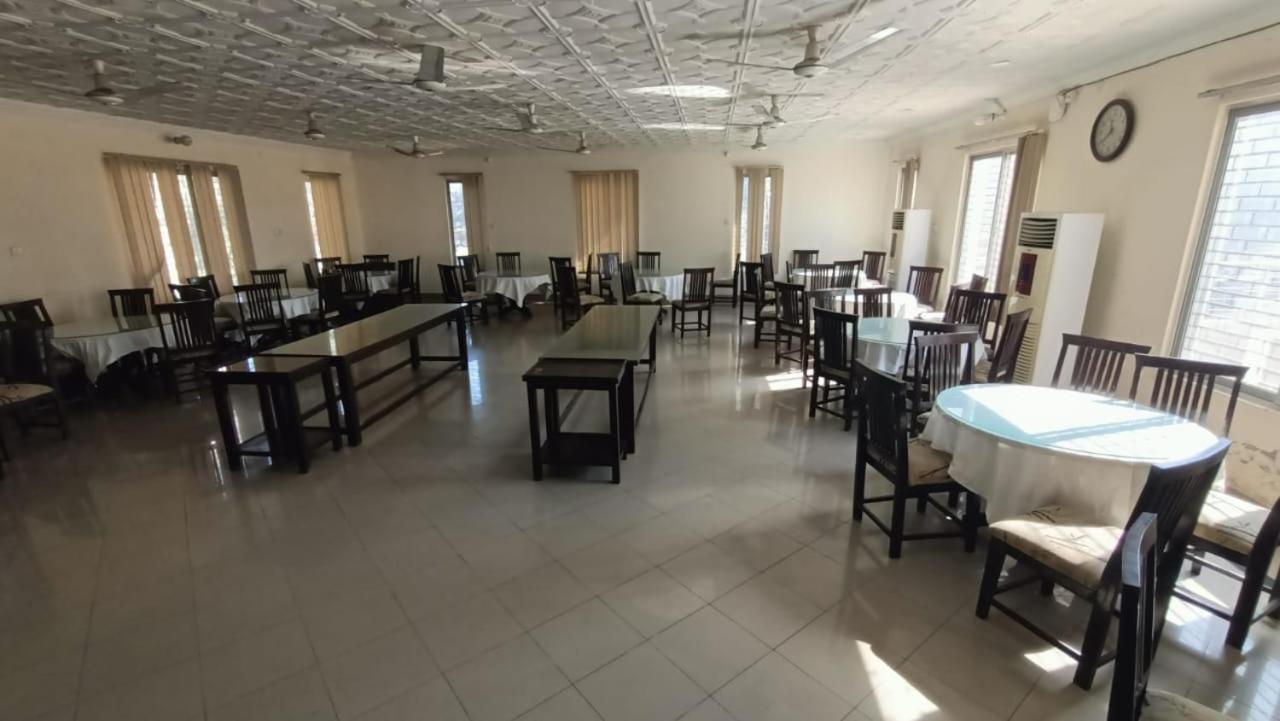 University Guest House, The Islamia University Of Bahawlpur Бахавалпур Екстериор снимка